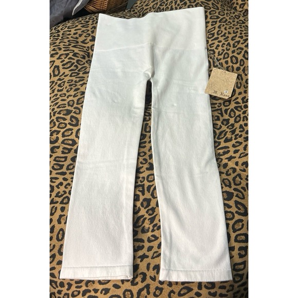 Pants - NEW M. Rena Women's White Cropped Tummy Tuck Control‎ Top Seamless Leggings, OS